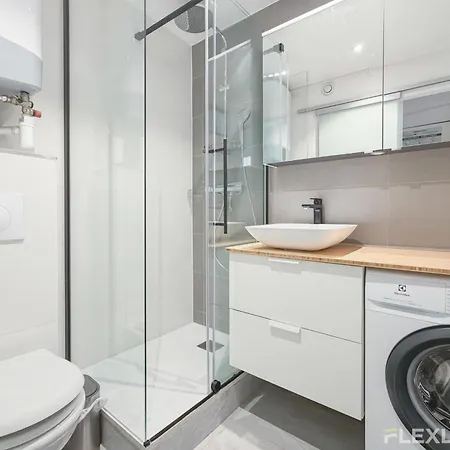 Appartement Spacious And Charming One-bedroom In The 3rd District *