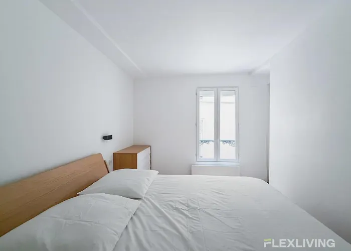 Spacious And Charming One-bedroom In The 3rd District